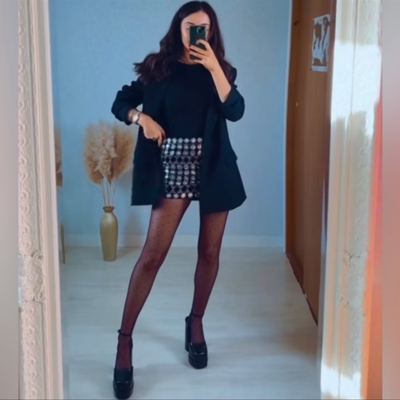 Zara rhinestone velvet skirt - Picture 10 of 16